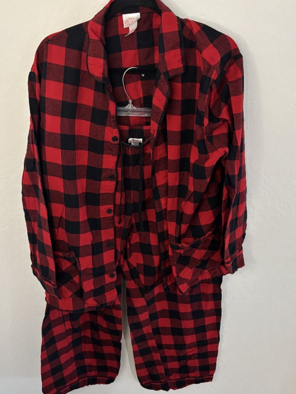 Wondershop Red Buffalo Plaid Flannel Pajama Set | Size L